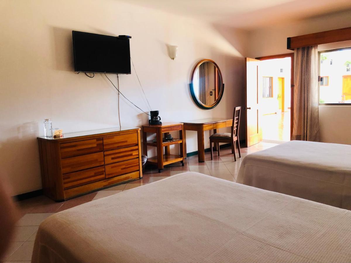 Отель Casa Tobala Oaxaca Экстерьер фото